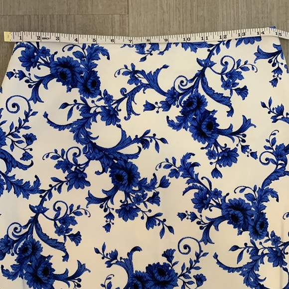 FOREVER 21 blue & white paisley set - Picture 12 of 15